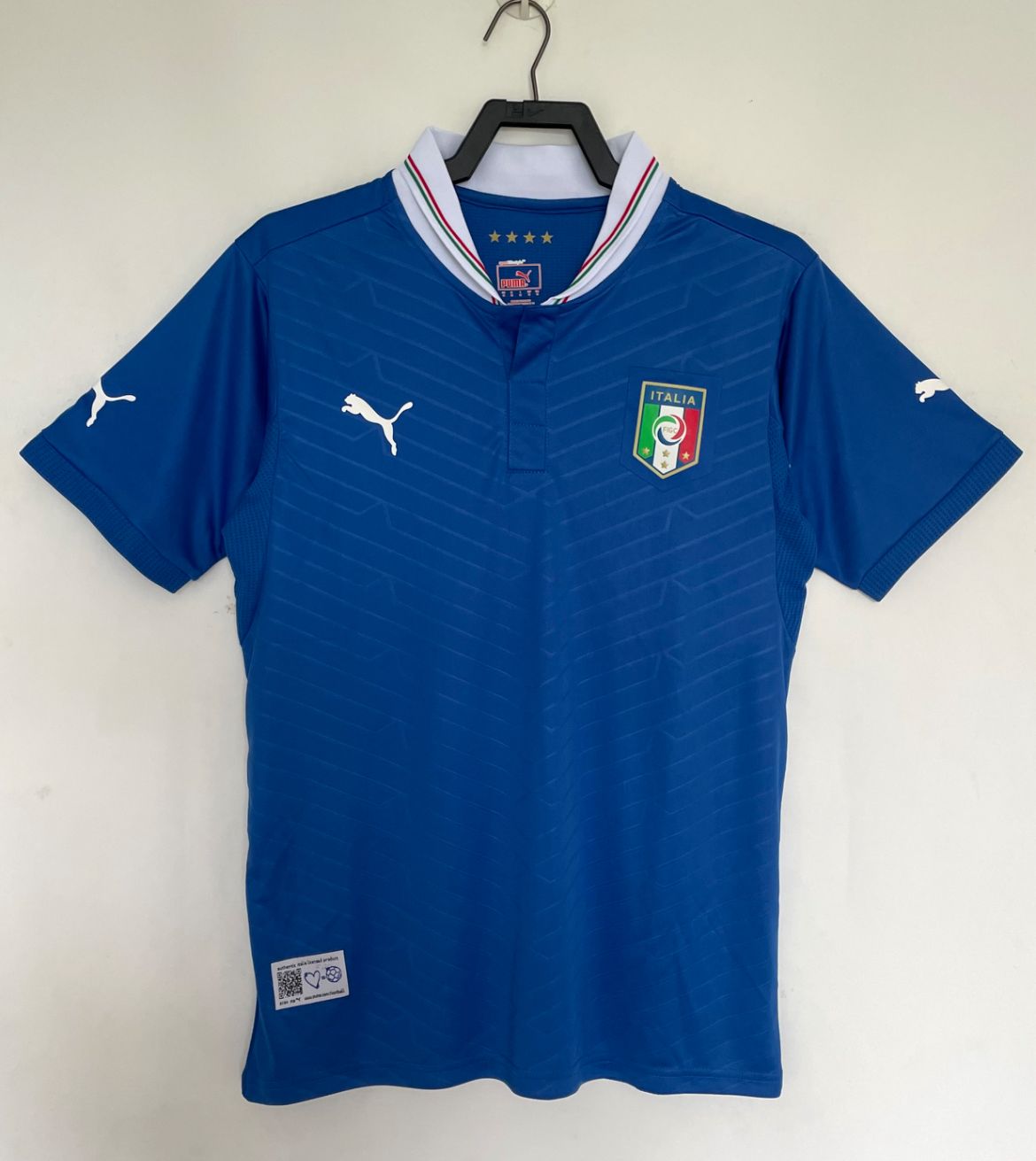 RETRO FOOTBALL TSHIRT