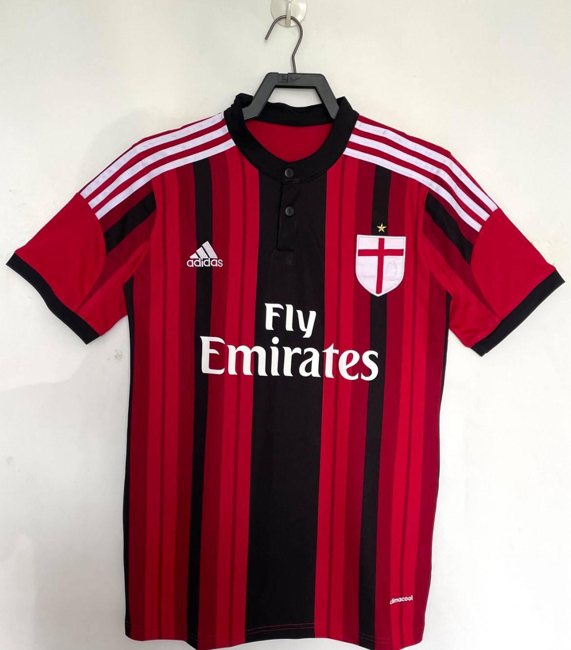 RETRO FOOTBALL TSHIRT