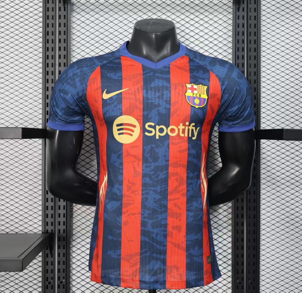 PLAYER VERSION TSHIRT